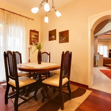 Lavish In Close To The Beach And Pilion With Netflix Villa *