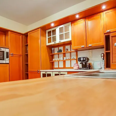 Villa Lavish In Close To The Beach And Pilion With Netflix Volos