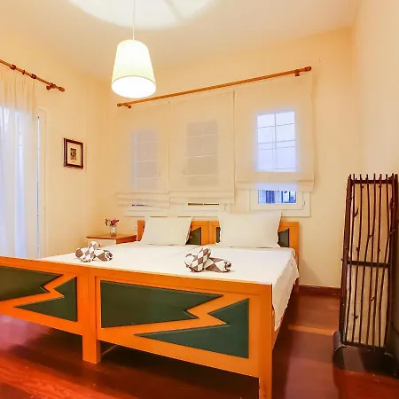 Villa Lavish In Close To The Beach And Pilion With Netflix